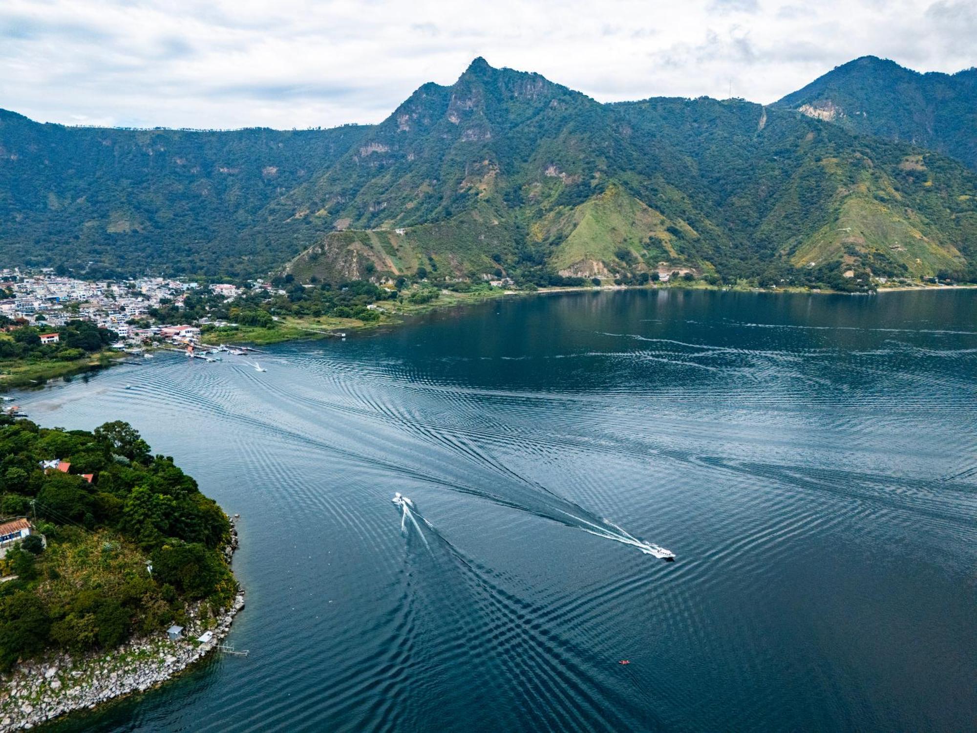 Luxury Atitlan Suites Сан-Педро-Ла-Лагуна Экстерьер фото